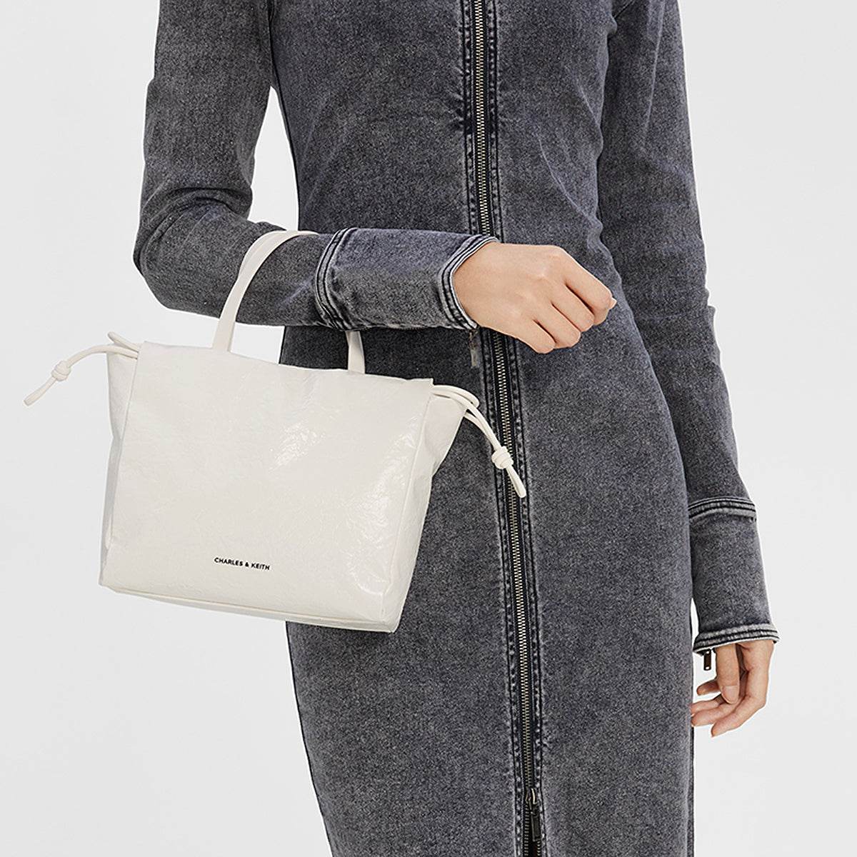 Сумка женская Charles&Keith Ck Soft Drawstring Pu S - Boxette Shop