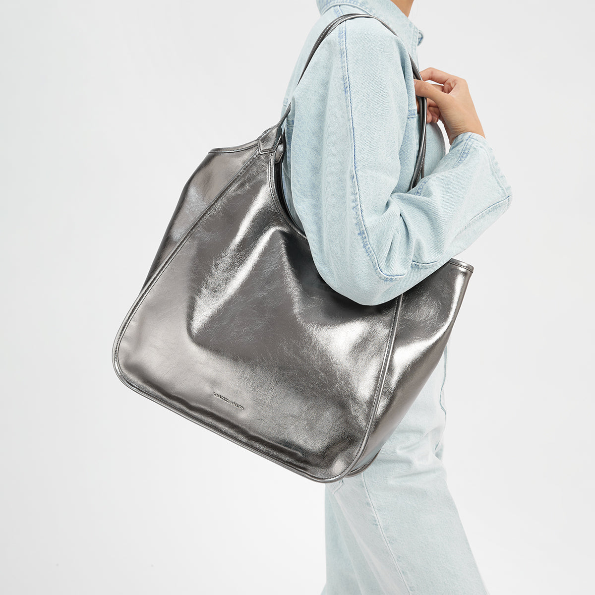 Сумка Charles&Keith