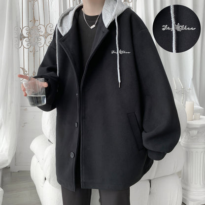 Frq Amerika retro qalpoqli bir ko'krakli o'rta uzunlikdagi Britaniya uslubidagi keng o'lchamli ko'ylagi universal brend logotipi dizayni kapalak tugmachalari pinlar nom plitasi Gonkong uslubidagi bir xil rangdagi erkaklar va ayollar