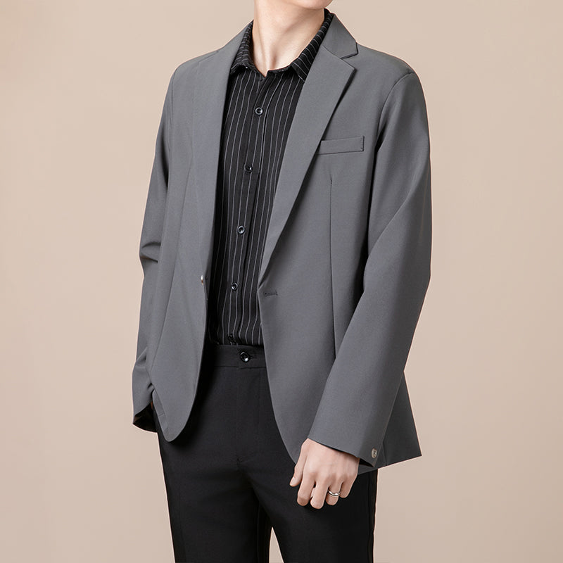 Anti-ofis trendining koreyscha versiyasi erkaklarning kichkina toplari chiroyli bo'sh Gonkong uslubidagi ko'ylagi erkaklar ko'p qirrali kundalik kostyumi engil hashamatli kostyum erkaklar modellari