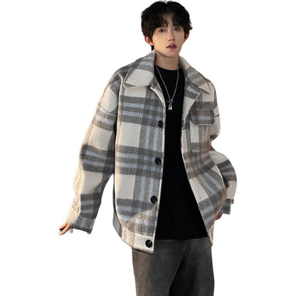 Amerika ko'cha retro kichik parfyumeriya uslubidagi bo'shashgan issiq tvid ko'ylagi, xuddi shu paragrafli erkaklar va ayollarning chiroyli paltosi.