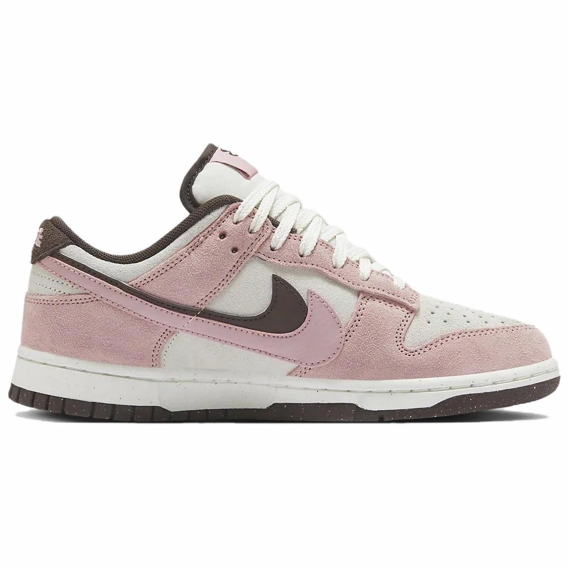 Nike Dunk Low "Double Swoosh" ayollar krossovkalari