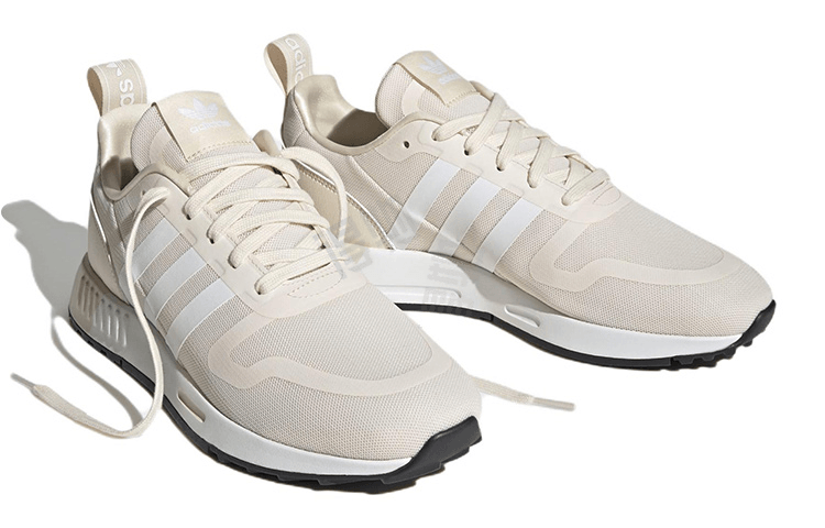 Кроссовки женские Adidas