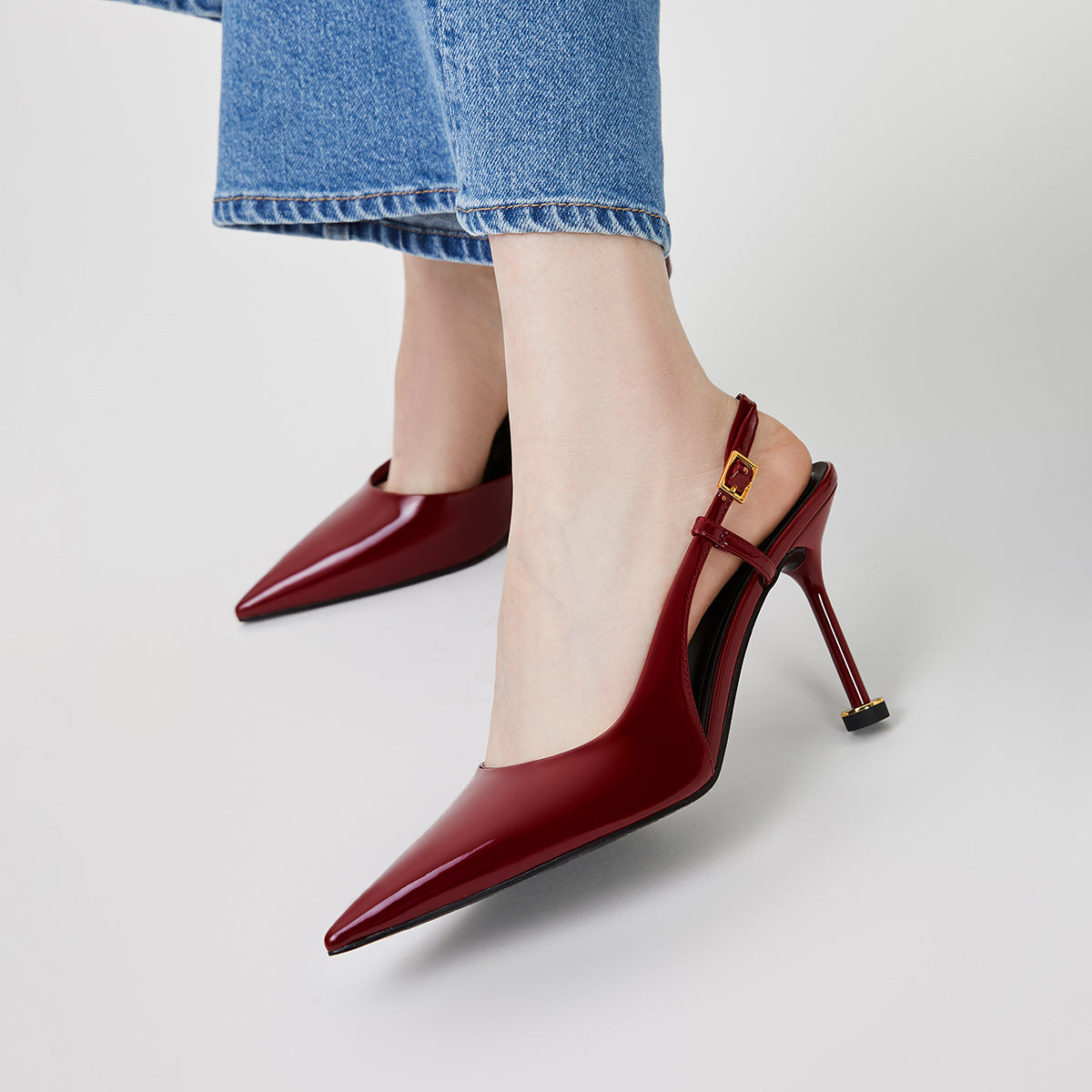 Charlz va Keyt ayollar poyabzali