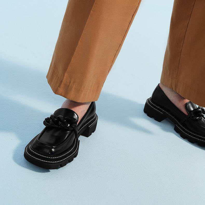 Лоферы женские Charles & Keith с цепью - Boxette Shop