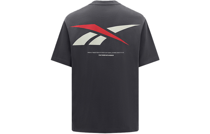 Reebok erkaklar futbolkasi