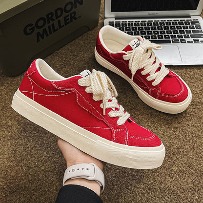 AAA 1955-yildan beri krossovkalar