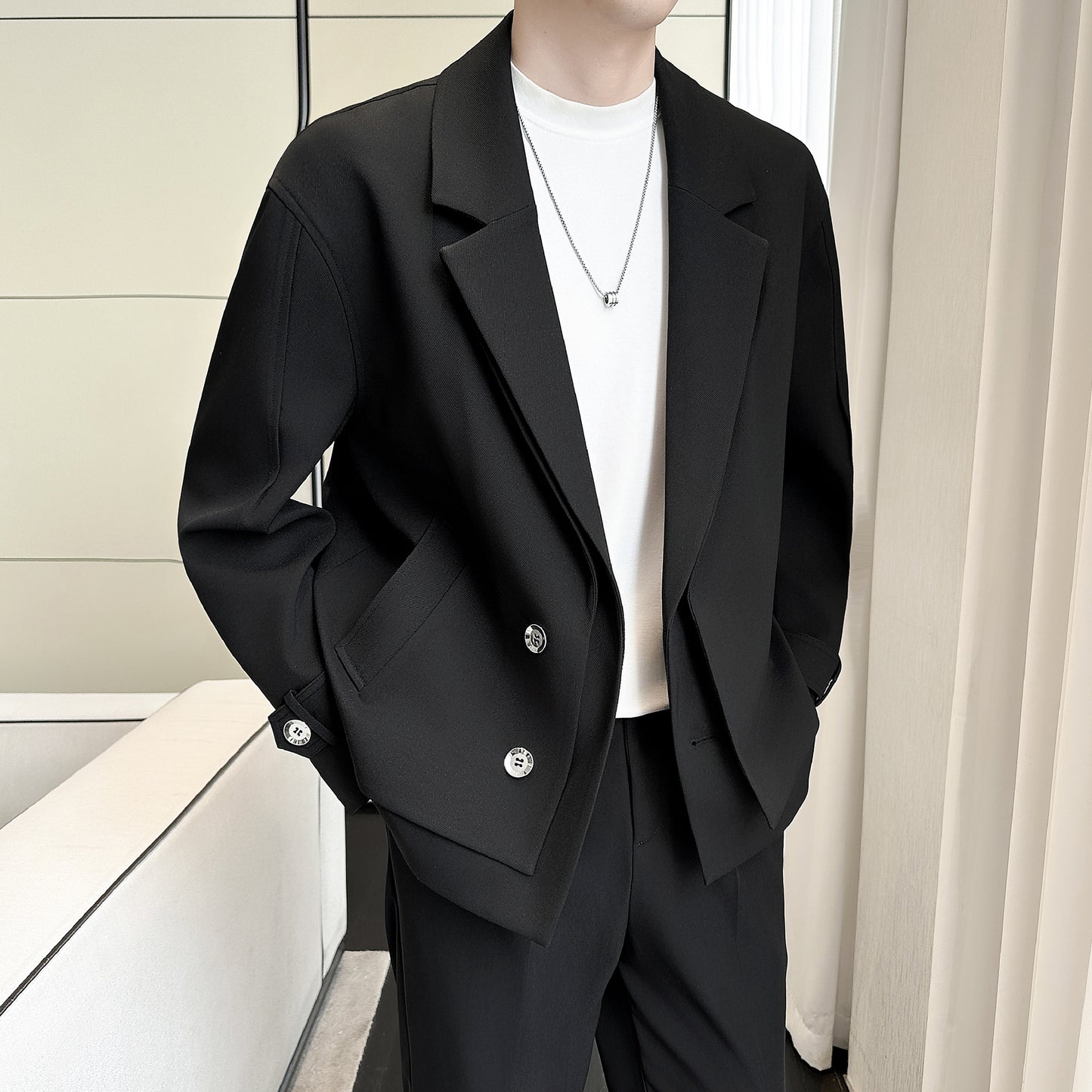 Hvga Koreyaning yuqori darajadagi dizayndagi engil etuk shamol gangsteri chiroyli to'lqinli tasodifiy eng nozik kalta kostyum erkaklar va ayollar bir xil modellar