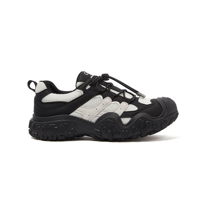 Ayollar uchun tuya krossovkalari