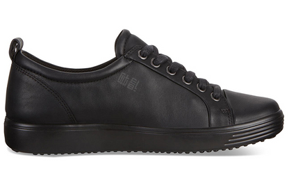 Кроссовки женские ECCO