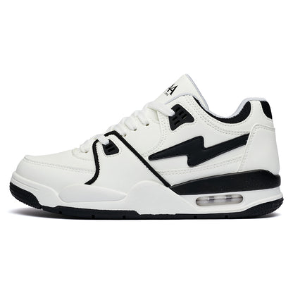 Erkaklar AAA 1955-yildan beri krossovkalar