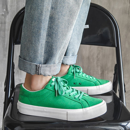 Vanssi krossovkalari