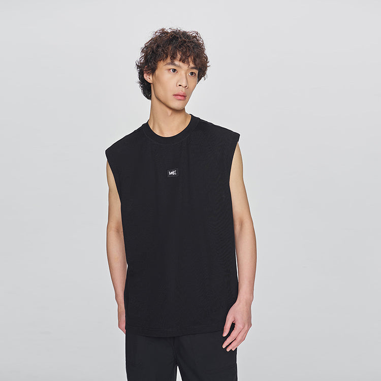 Lee ss25 qulay versiyasi yumaloq bo'yinli yamoq logotipi bitta rangli yengsiz yelek erkaklar qora