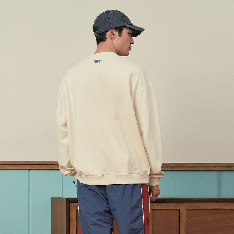 Erkaklar uchun Reebok sviter