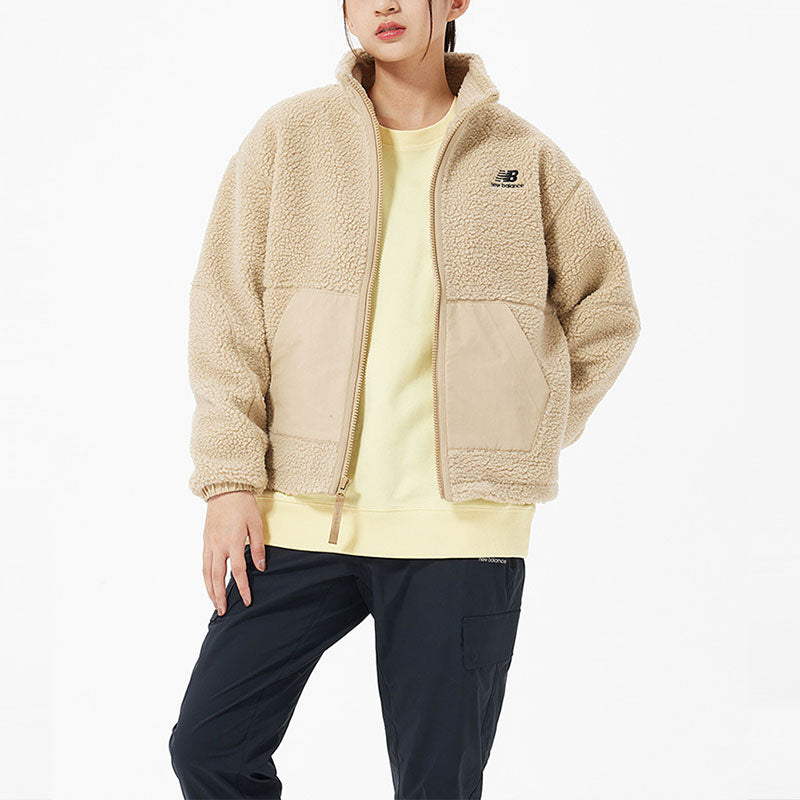 Куртка New Balance