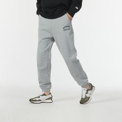 New Balance maktubli bosma ipli, nafas oluvchi yugurish trikotajli erkaklar sport shimlari kulrang