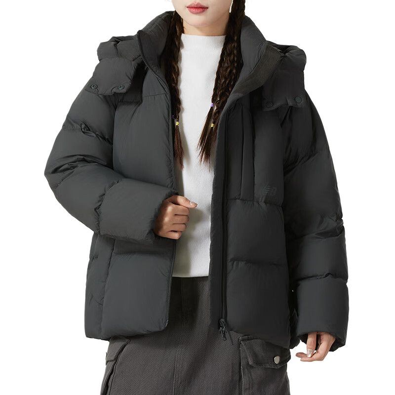 Пуховик женский New Balance 700