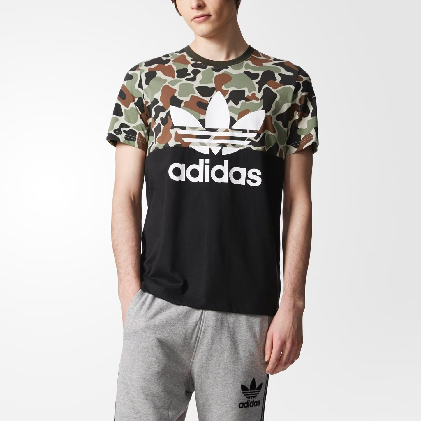 Adidas Originals erkaklar futbolkasi