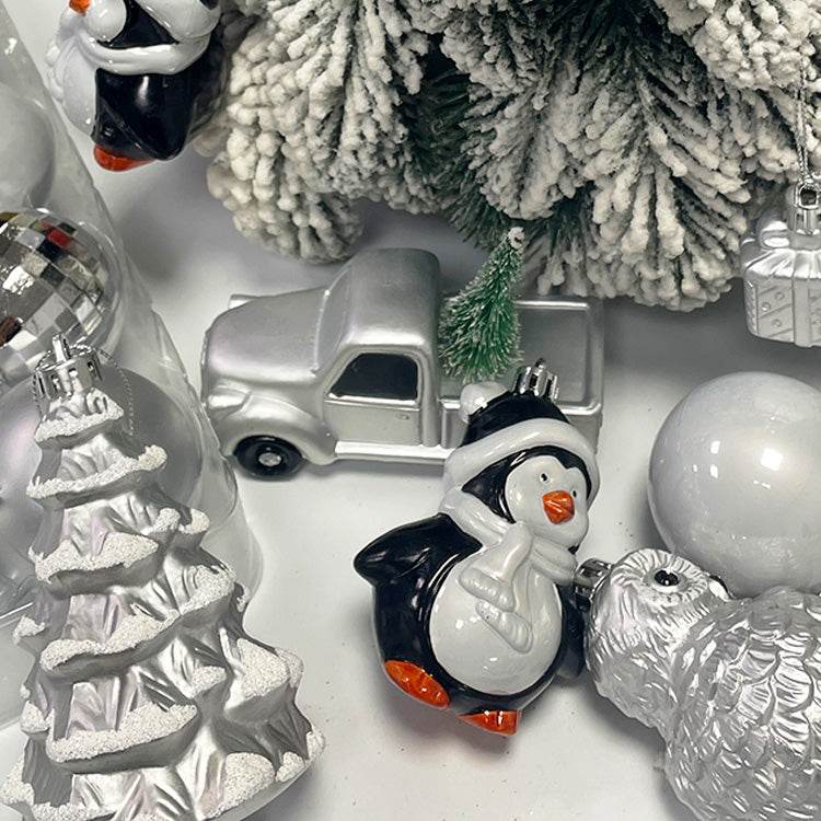 Игрушка подвесная Santa & Penguin Deluxe - Boxette Shop