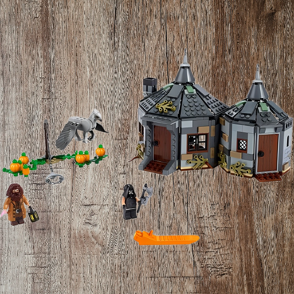 LEGO Garri Potter "Hagridning kulbasi: tumshug'ini qutqaruvchilar" (75947)