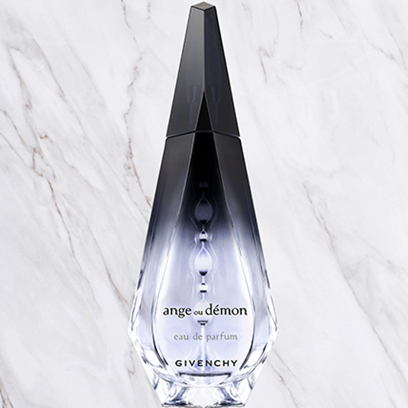 Givenchy ayollar uchun Ange ou Demon le secret parfyum suvi