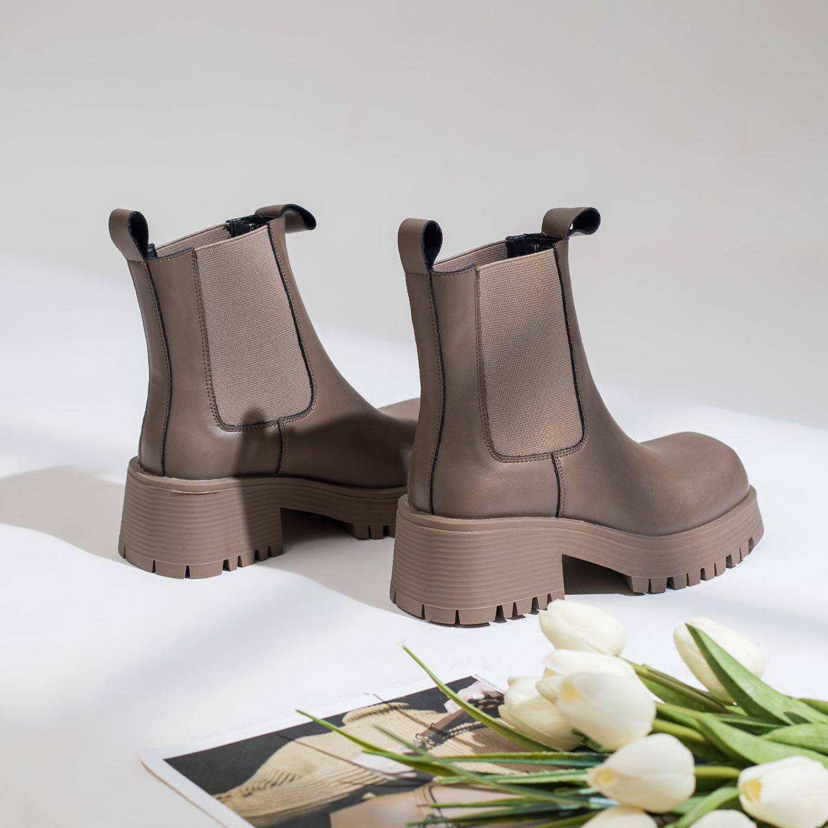 Vanssi ayollar etiklari