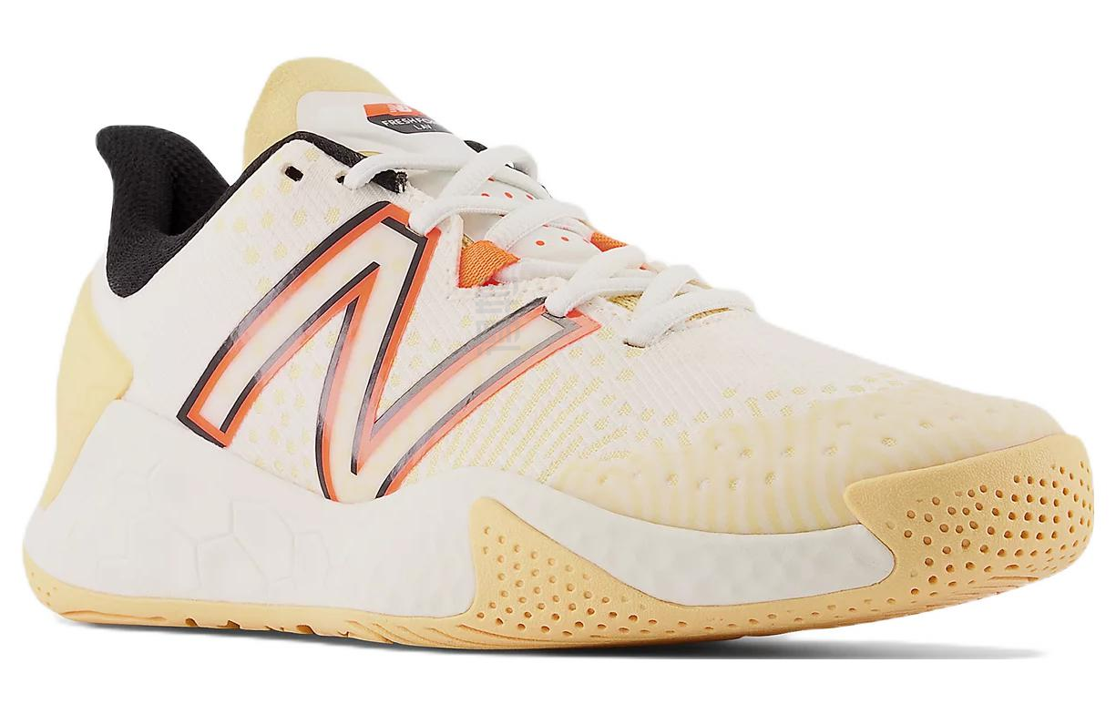 New Balance Fresh Foam X Lav V2 ishqalanishga chidamli past porozlikli erkaklar tennis poyabzali, oq, sariq
