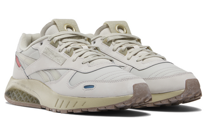 Кроссовки NASA x Reebok Classic Leather Hexalite