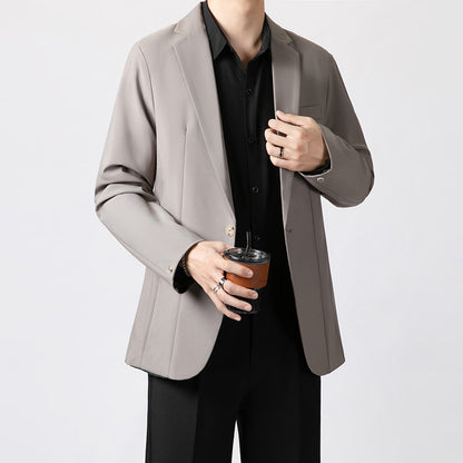 Anti-ofis trendining koreyscha versiyasi erkaklarning kichkina toplari chiroyli bo'sh Gonkong uslubidagi ko'ylagi erkaklar ko'p qirrali kundalik kostyumi engil hashamatli kostyum erkaklar modellari