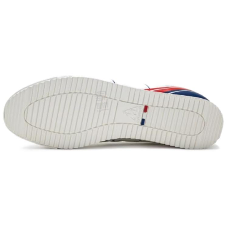 Le Coq Sportif ayollar krossovkalari