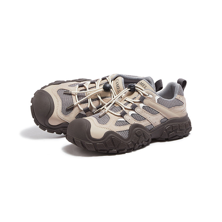 Ayollar uchun tuya krossovkalari