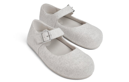 Charlz va Keyt ayollar poyabzali