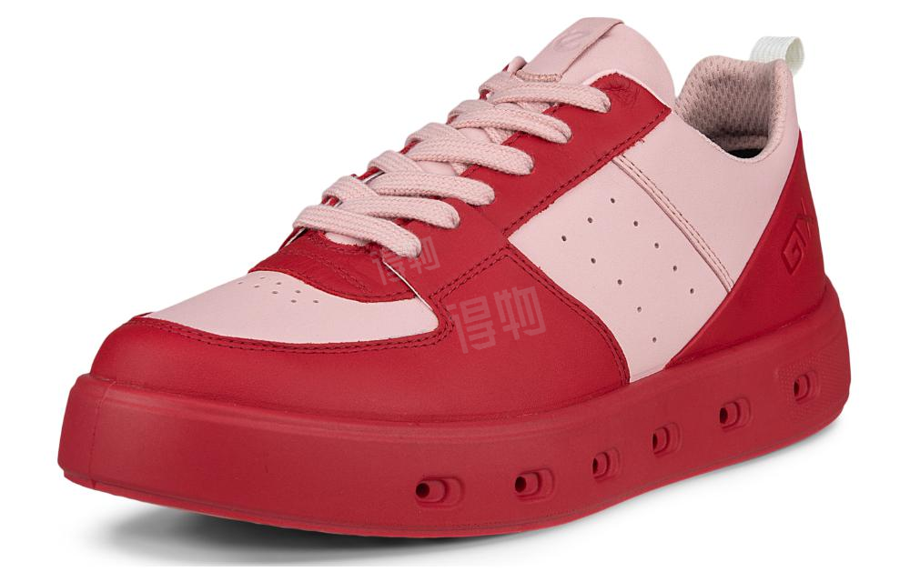 Кроссовки женские ECCO