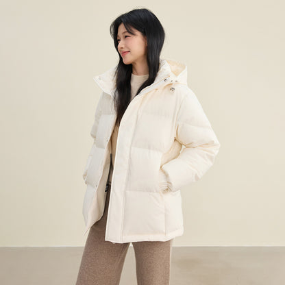 Qor uchib tushadigan kurtka