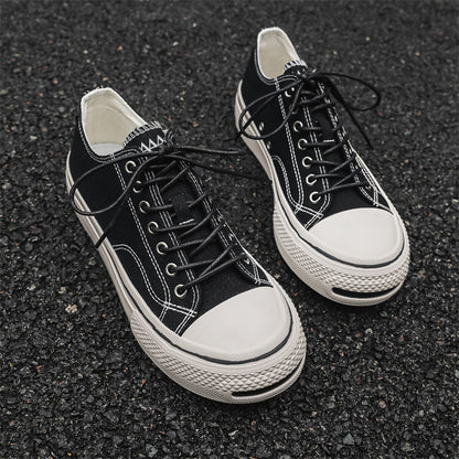 Erkaklar AAA 1955-yildan beri krossovkalar