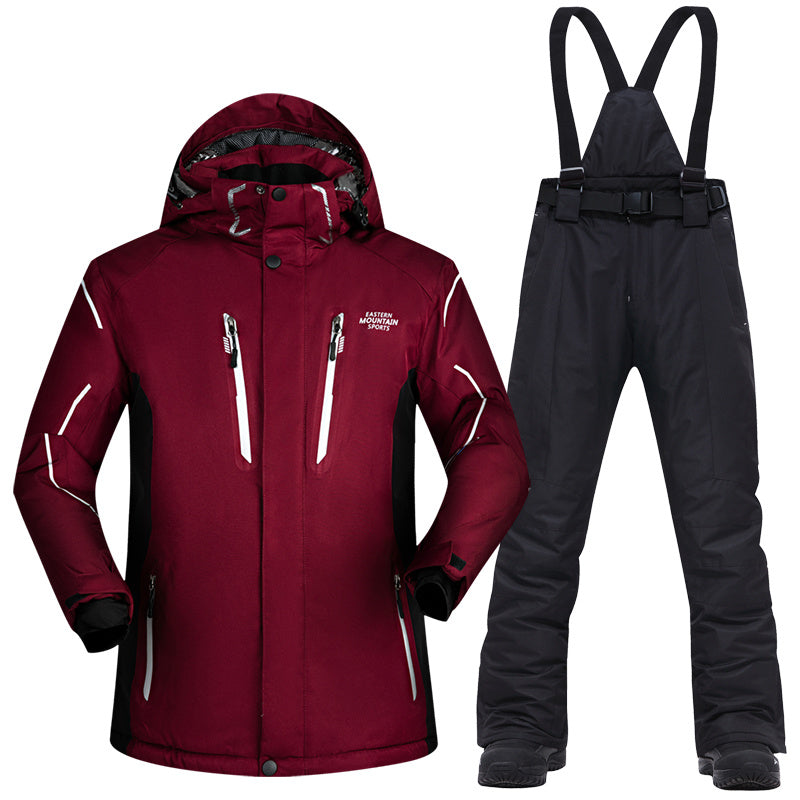 Poum erkaklar chang'i kostyumi