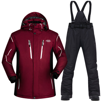 Poum erkaklar chang'i kostyumi