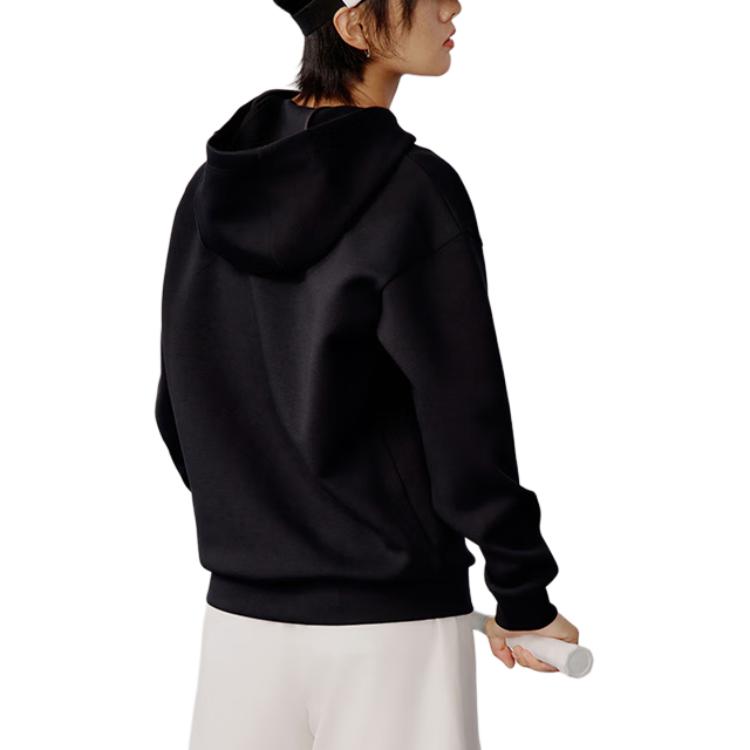 Le coq le coq sportif bir tekis rangli oddiy harflar logotipi bosma naqshli erkin ochiladigan yelkali uzun yengli sviter erkaklar va ayollar modellari