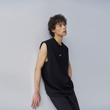 Lee ss25 qulay versiyasi yumaloq bo'yinli yamoq logotipi bitta rangli yengsiz yelek erkaklar qora