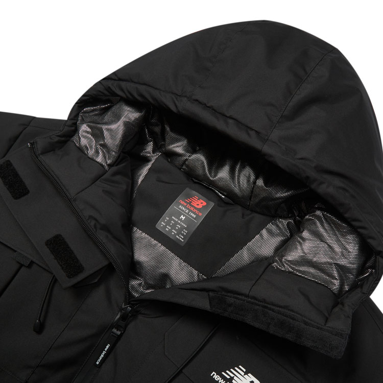 Пуховик женский New Balance