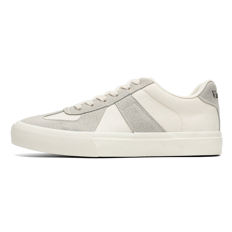 Vanssi kiygan krossovkalar