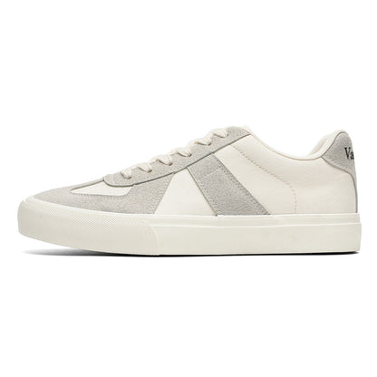 Vanssi kiygan krossovkalar