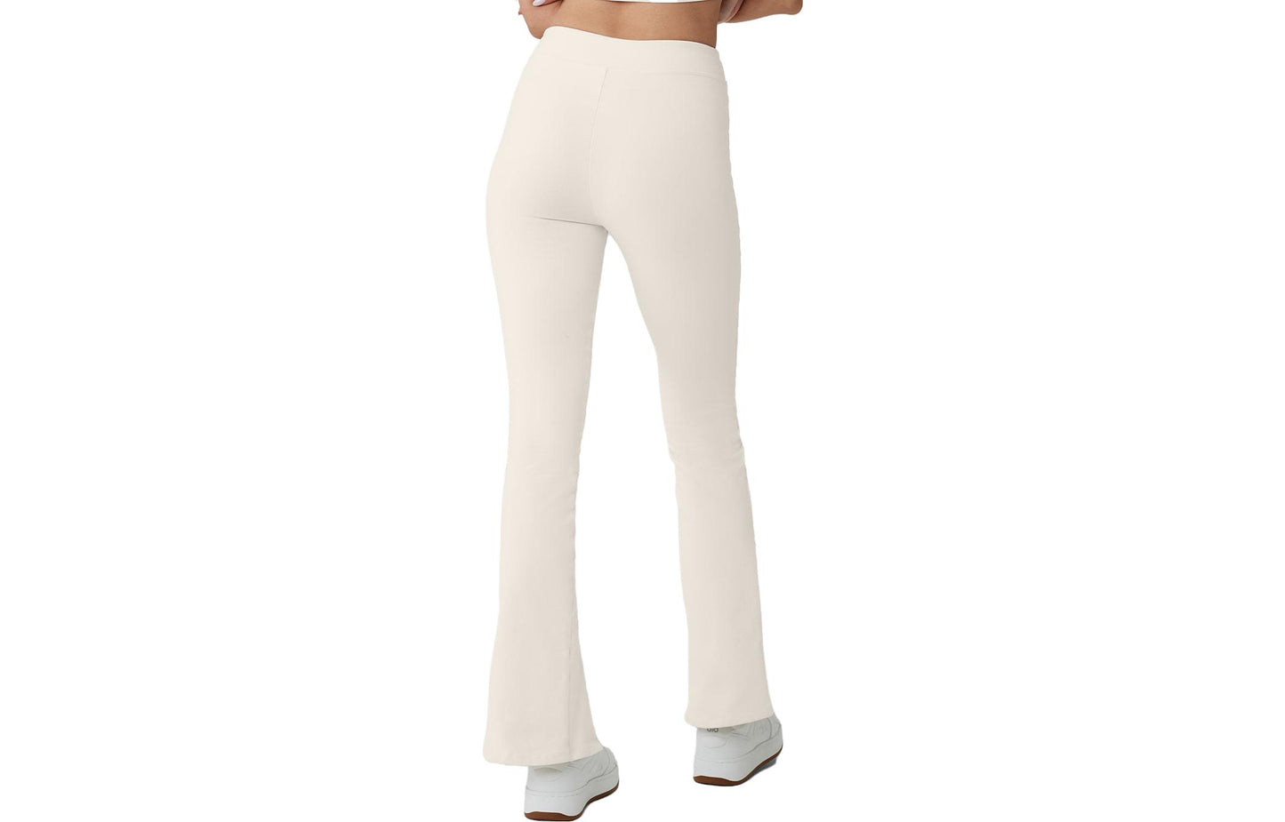 Alo Yoga Flutter ayollar shimlari