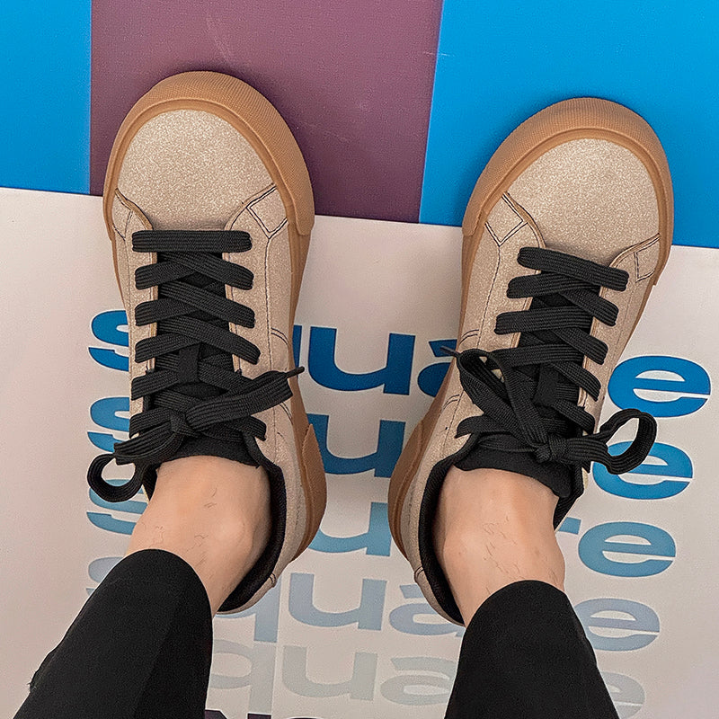 Erkaklar uchun Kaiser krossovkalari