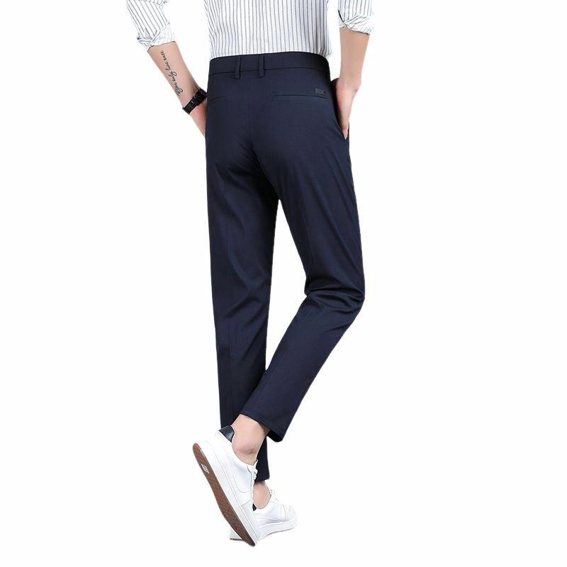 Erkaklar Playboy shimlari