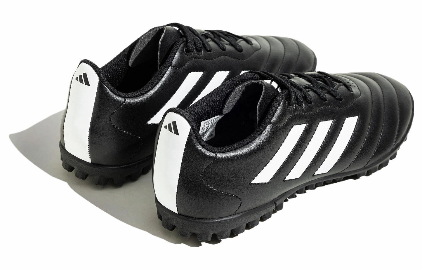 Adidas Goletto 8 TF kramponlari