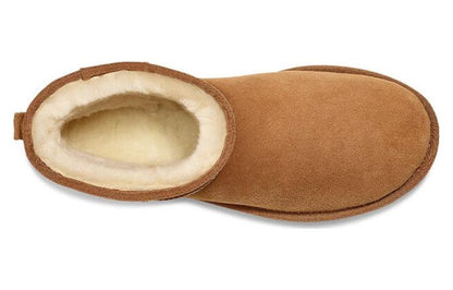 Ugg classic mini овчина теплые мягкие короткие снежные сапоги мужские каштанового цвета