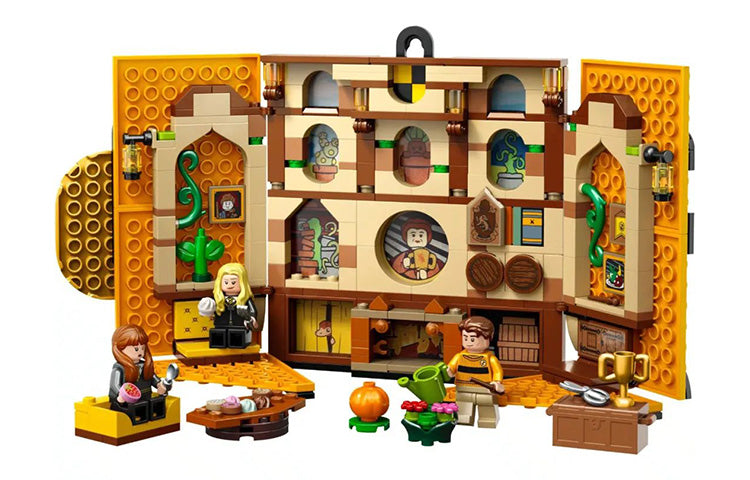 LEGO Garri Potter "Kollej bayrog'i" (76412)