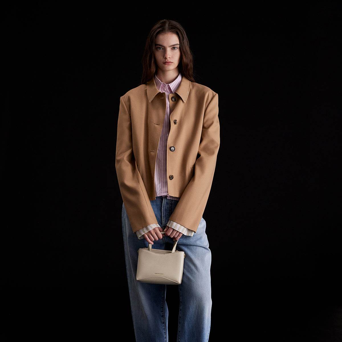 Сумка женская Charles&Keith Ck Simple Square Pu S Oatmeal - Boxette Shop