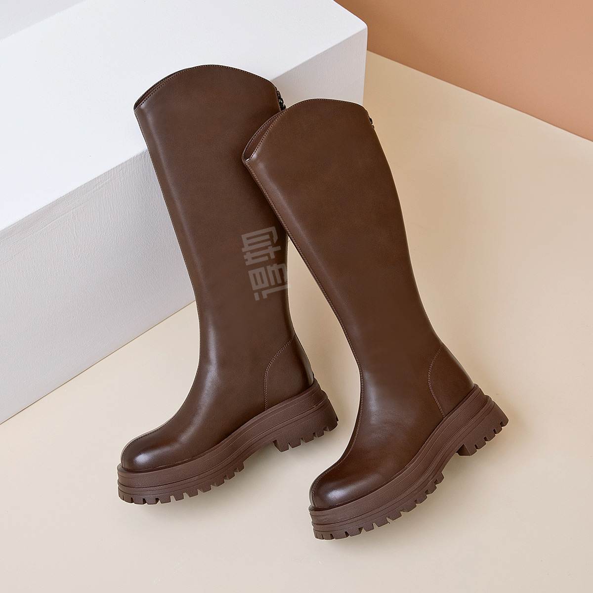 Сапоги женские Aokang